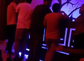 ethiopia/bahir-dar/bar/club-paris