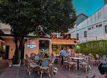 laos/vientiane/chanthabouly/bar/balance-beer