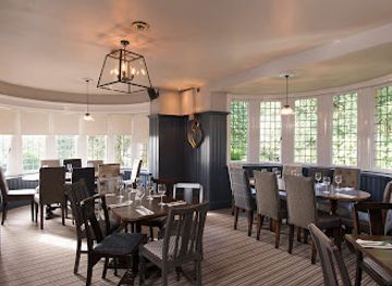 united-kingdom/leeds/roundhay/bar/the-white-house