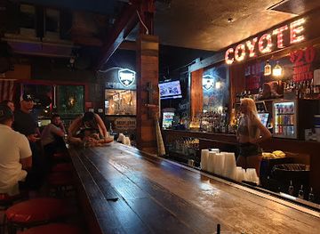 florida/destin/bar/coyote-ugly-saloon