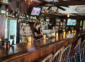 massachusetts/essex-county/bar/1640-hart-house