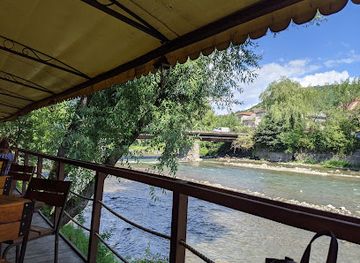 ukraine/hoverla-mountain/bar/kafe-sakura