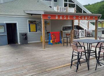 virginia/shenandoah-valley/bar/base-camp