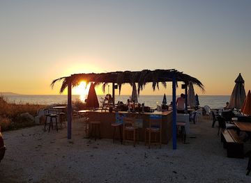 cyprus/akamas-peninsula/bar/tipsy-turtle-bar-restaurant