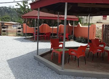 ghana/eastern-region/bar/rob-royal-palace