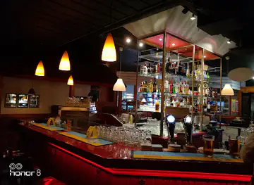 Tripla Bar