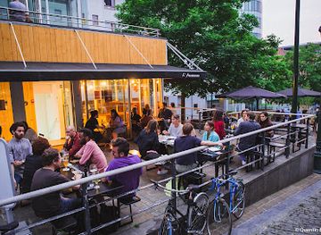 belgium/duchy-of-brabant/bar/l-ascenseur-cafe-associatif-et-radio