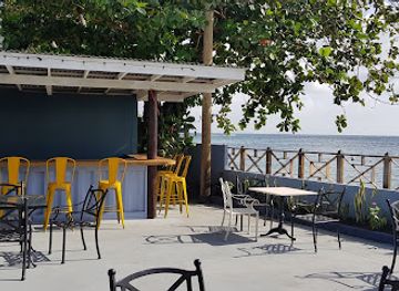 saint-vincent-and-the-grenadines/saint-george/bar/we-ting-entertainment-bar-villa