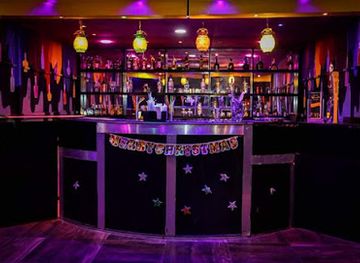india/hyderabad/bar/high-five-sky-lounge-pub