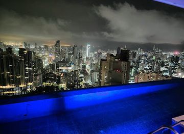 panama/pacific-coast/bar/panaviera-rooftop-bar