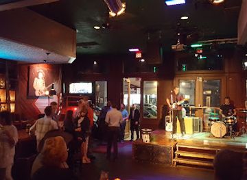 texas/central-texas/bar/friends-bar