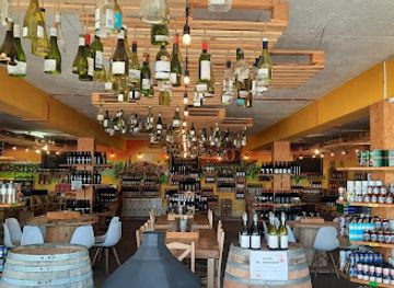 south-africa/garden-route/bar/crazy-wine-deli
