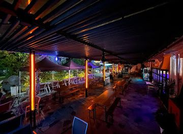 singapore/bukit-batok/bar/kult-kafe