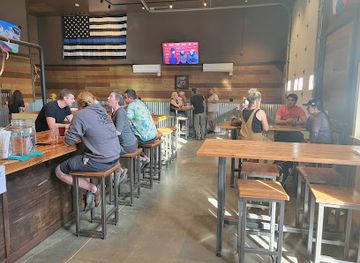 washington/the-methow-valley/bar/6-point-saloon