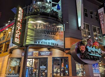 canada/niagara-falls/clifton-hill/bar/niagara-brewing-company