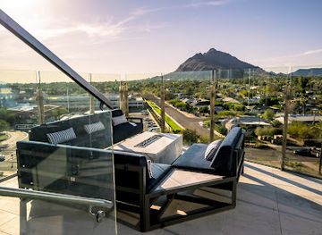 arizona/scottsdale/scottsdale-fashion-square/bar/seven-caesars-republic-scottsdale