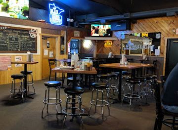 minnesota/mississippi-river-headwaters/bar/smokey-s-pub-n-grill