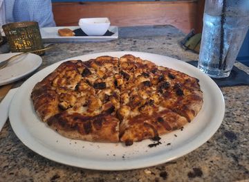 north-carolina/uwharrie-mountains/bar/christine-s-wood-fire