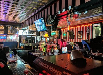 ohio/cleveland/bar/funhouse