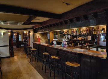 jersey/trinity/bar/the-admiral-tavern-randalls-pubs