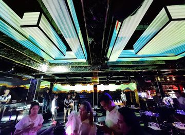 laos/pakse/bar/space-x-bar