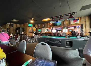 michigan/the-thumb/bar/blue-water-inn