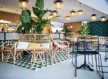 france/french-riviera/bar/long-bar