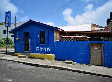 saint-lucia/vieux-fort-quarter/bar/st-nicholas-bar