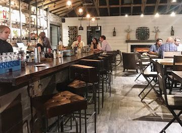 florida/tampa/seminole-heights/bar/the-c-house