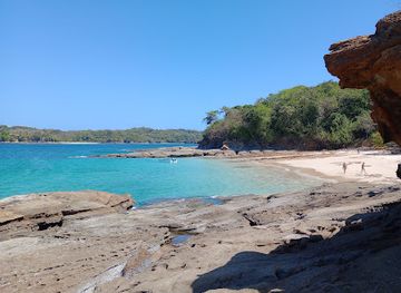 panama/pearl-islands/bar/mogo-s-beach