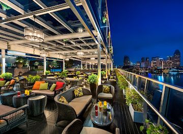 singapore/singapore/marina-bay/bar/lantern