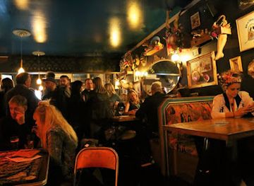 australia/far-west/bar/the-bearded-tit