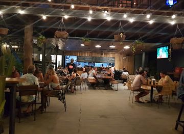 costa-rica/north-zone/bar/kooks-smokehouse-and-bar