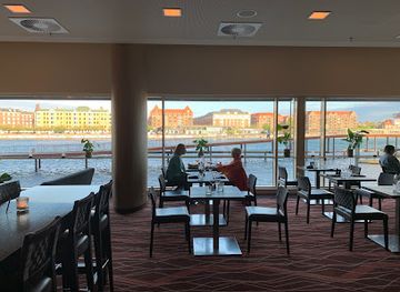 denmark/the-north-sea-islands/bar/pier5-bar