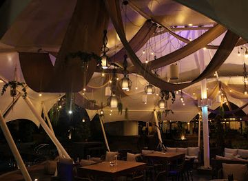 indonesia/lampung/bar/over-the-moon-pool-bar