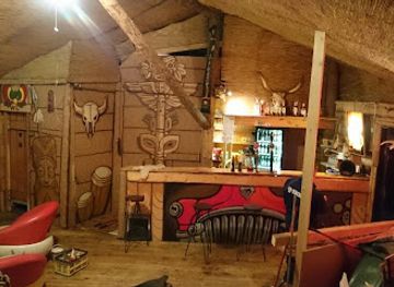 poland/gdansk/oliwa/bar/paszcza-lwa