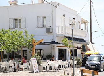 greece/pyrgos/bar/johnnie-cf