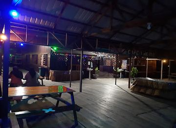 indonesia/pulau-derawan/bar/resto-syagi-cafe-and-penginapan-wa-082153763862-putri-082251574651-yati