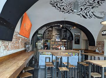 poland/krakow/stare-miasto-old-town/bar/ambasada-sledzia