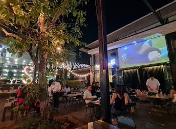 thailand/khorat-plateau/bar/ye-bar-yes-my-life