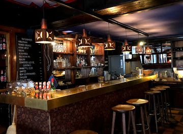 switzerland/zurich/niederdorf/bar/kon-tiki-coffeeshop-bar