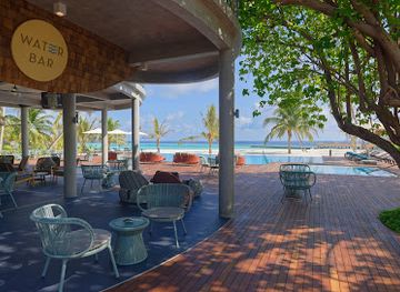 maldives/dhangethi-island/bar/water-bar-cielo