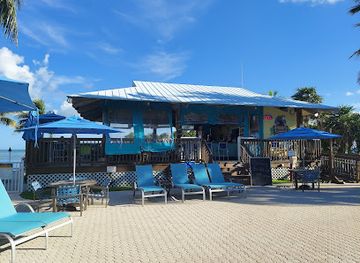 florida/marathon-key/bar/barnacle-barney-s-tiki-bar-and-grill