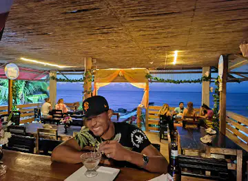 Beach Bar Por Ahí