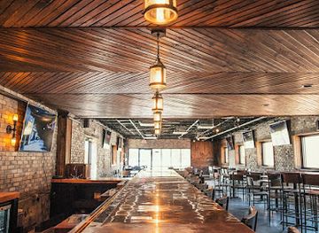 texas/lubbock/overton/bar/savage-tavern