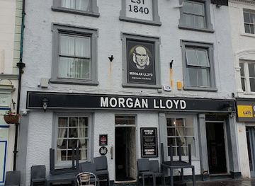 united-kingdom/caernarfonshire/bar/the-morgan-lloyd