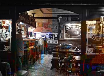 italy/pompeii/bar/wolf-irish-pub