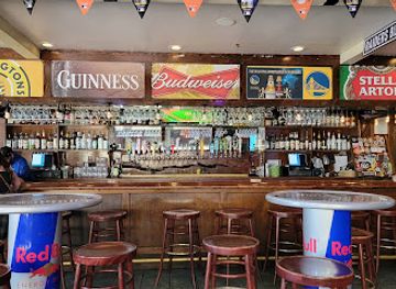 california/monterey/old-fisherman-s-wharf/bar/britannia-arms