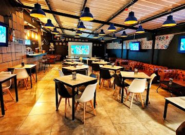 colombia/narino/bar/rowland-pub-rock