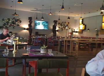 guinea/conakry/bar/lobby-bar